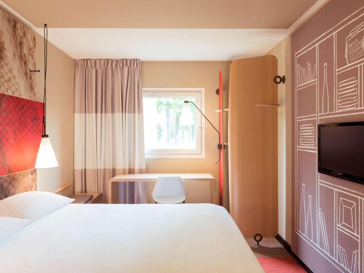 Hotel Ibis Guaiba Esterno foto