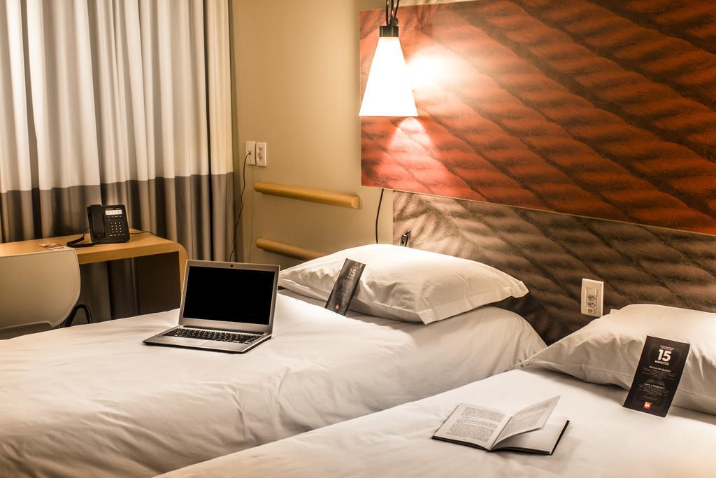 Hotel Ibis Guaiba Esterno foto